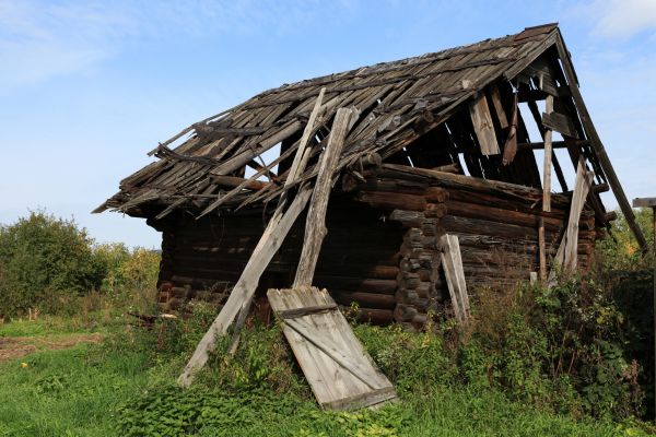 Pole Barn Demolition in Pensacola