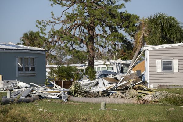 Double Wide Demolition in Pensacola